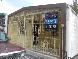 #48 - Casa para Venta en Guadalupe - NL