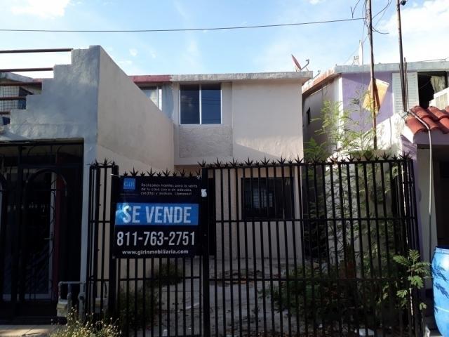 #88 - Casa para Venta en Guadalupe - NL