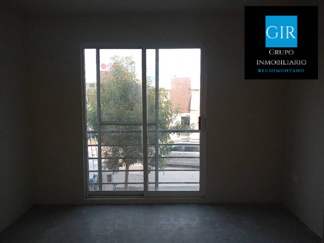 #126 - Casa para Venta en García - NL