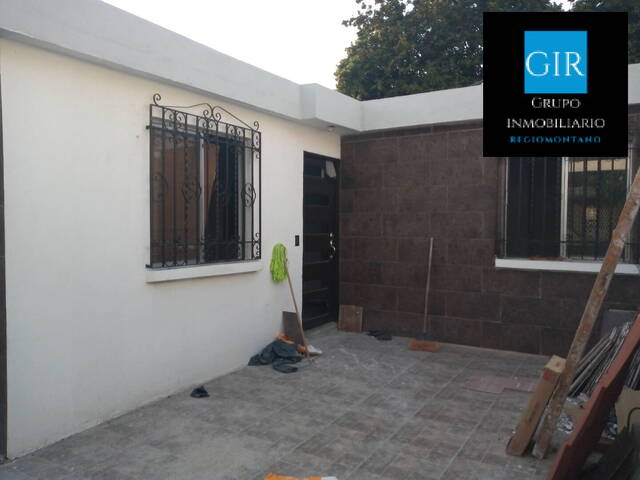 #194 - Casa para Venta en Guadalupe - NL - 2