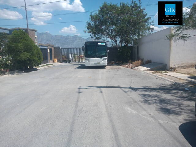 #200 - Casa para Venta en García - NL - 3