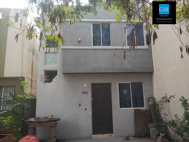 Venta en Colinas del Sol - Juárez