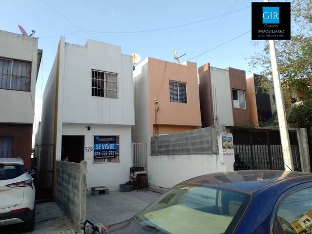 Venta en Colinas del Sol - Juárez